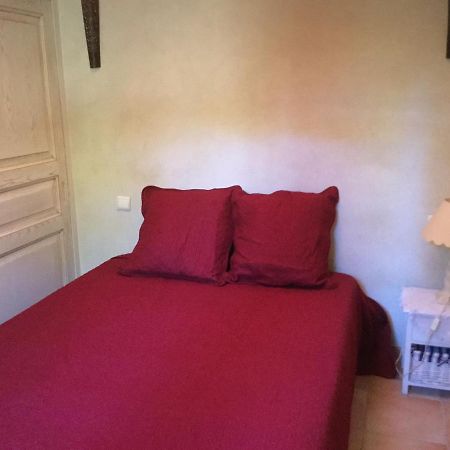 Appartement Dans Un Mas Provencal Istres Exterior foto